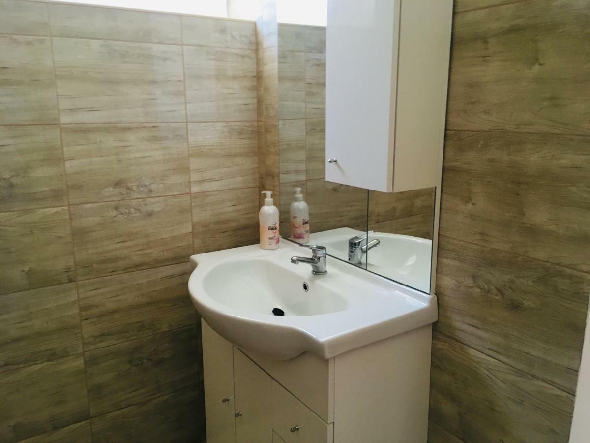 Hanna Apartman Balatonlelle Εξωτερικό φωτογραφία